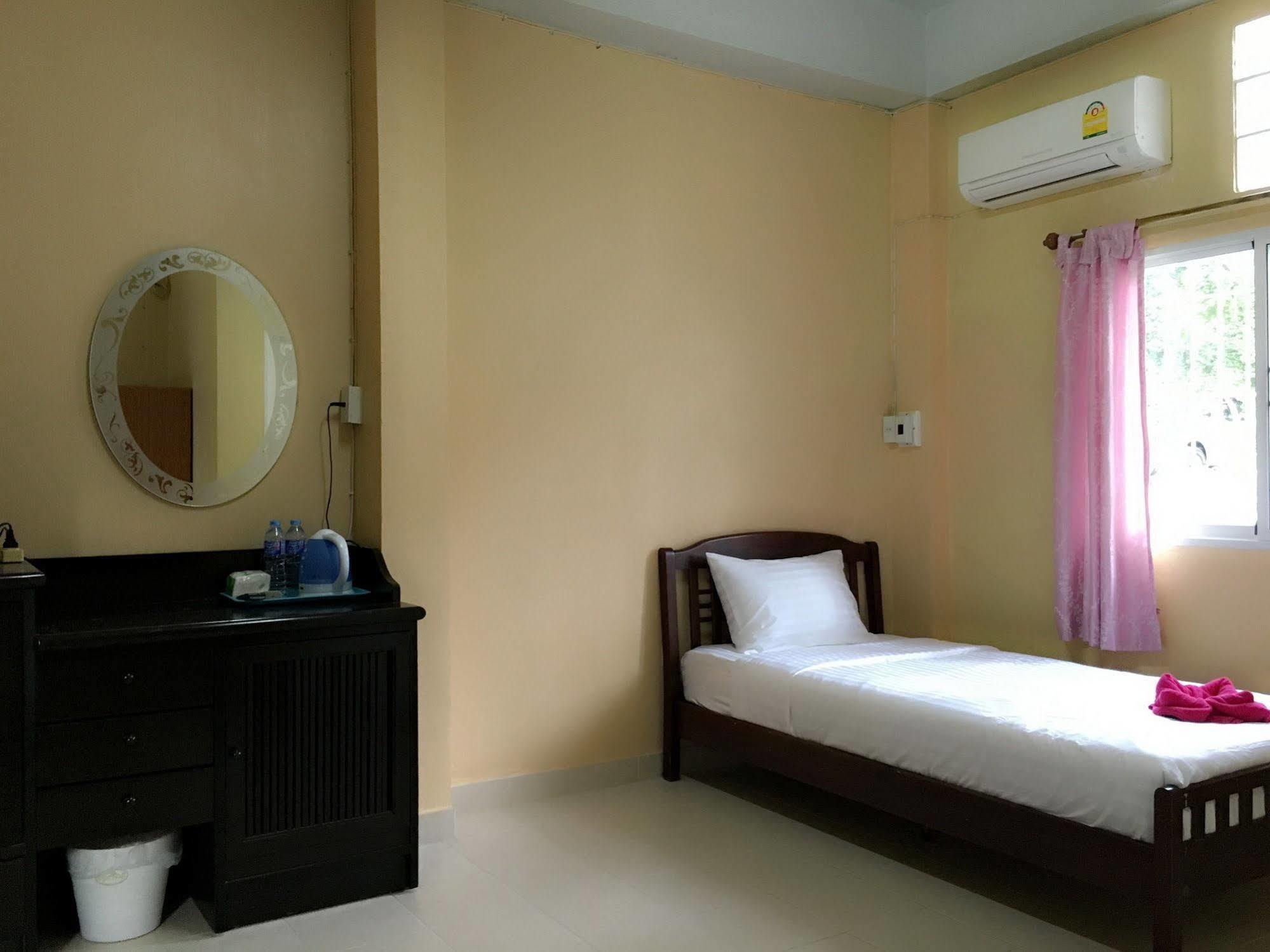 Sarin Guesthouse Тао Екстер'єр фото