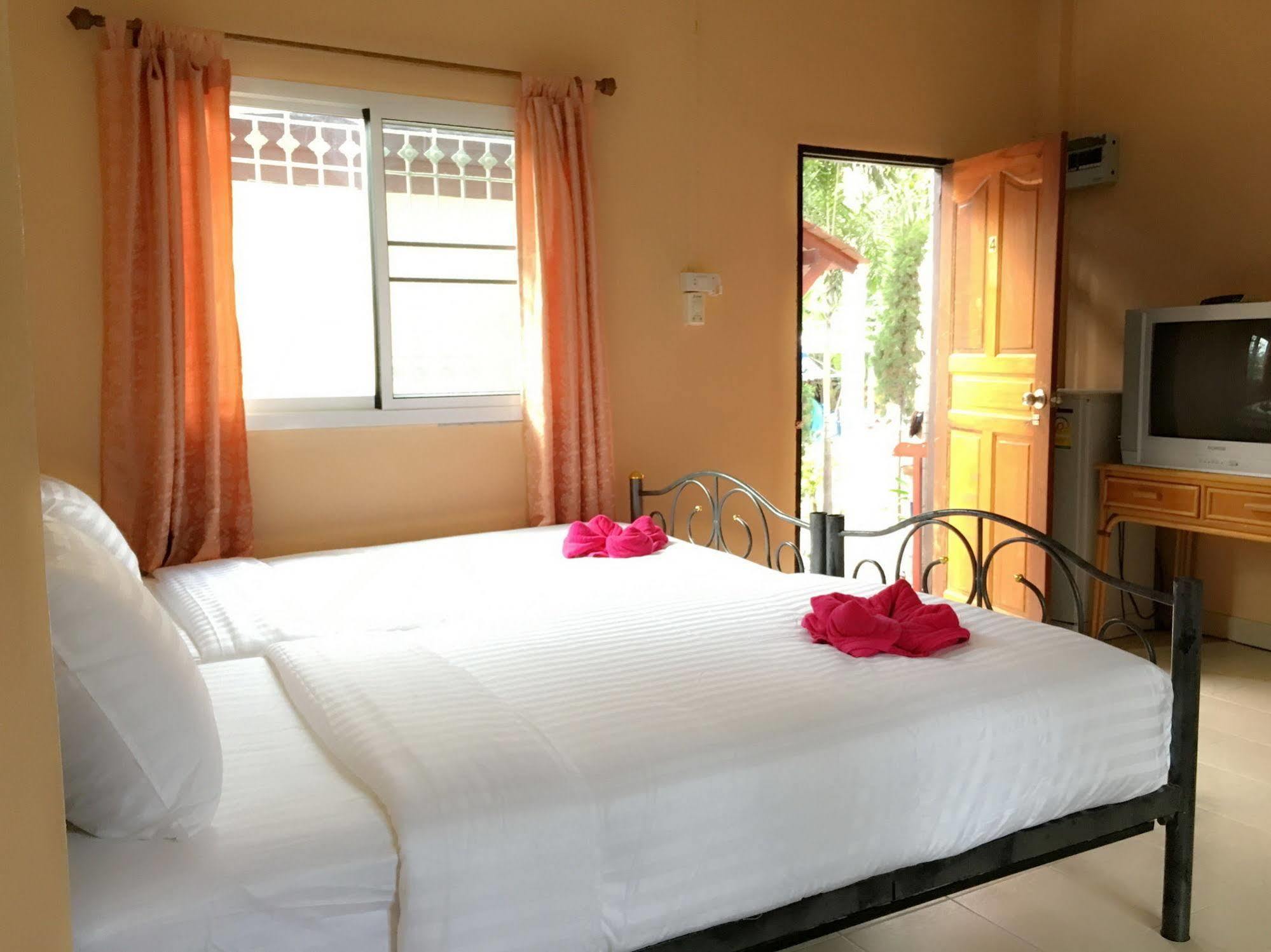 Sarin Guesthouse Тао Екстер'єр фото