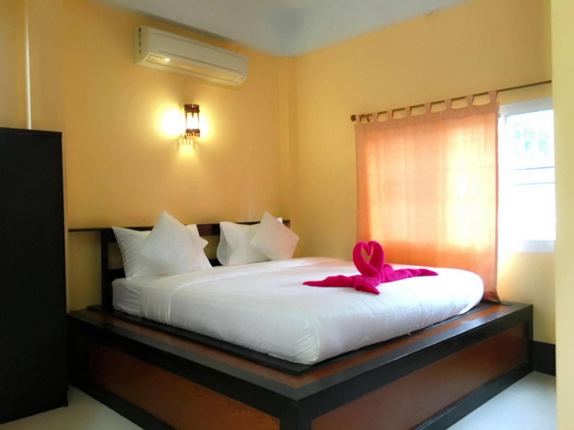 Sarin Guesthouse Тао Екстер'єр фото