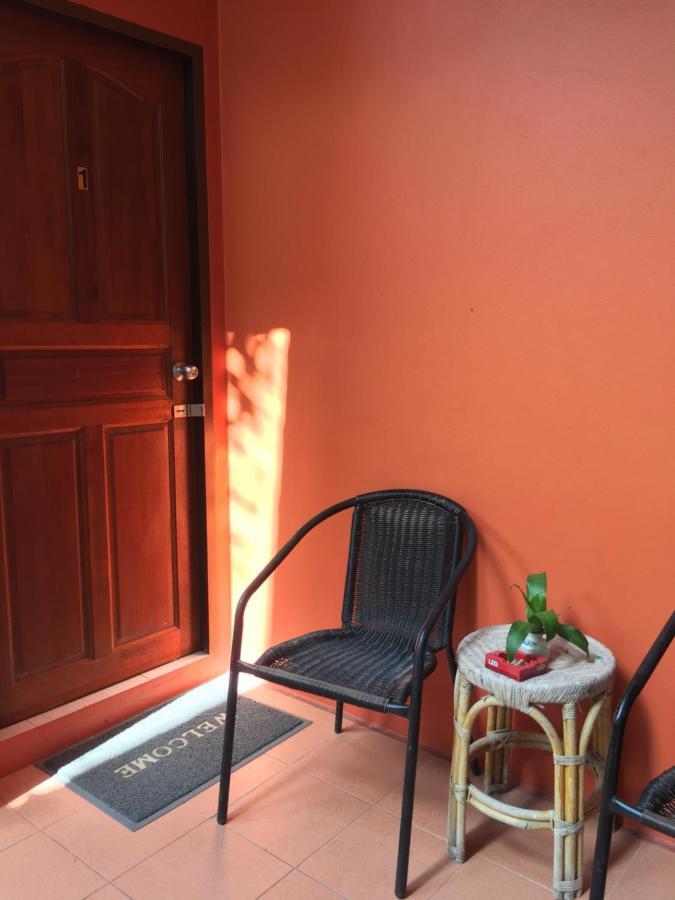 Sarin Guesthouse Тао Екстер'єр фото